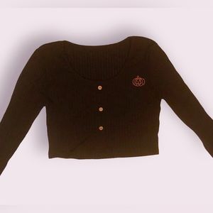 Halloween Jack-o-lantern Pumpkin Cropped Black Long Sleeve Shirt | Size: M
